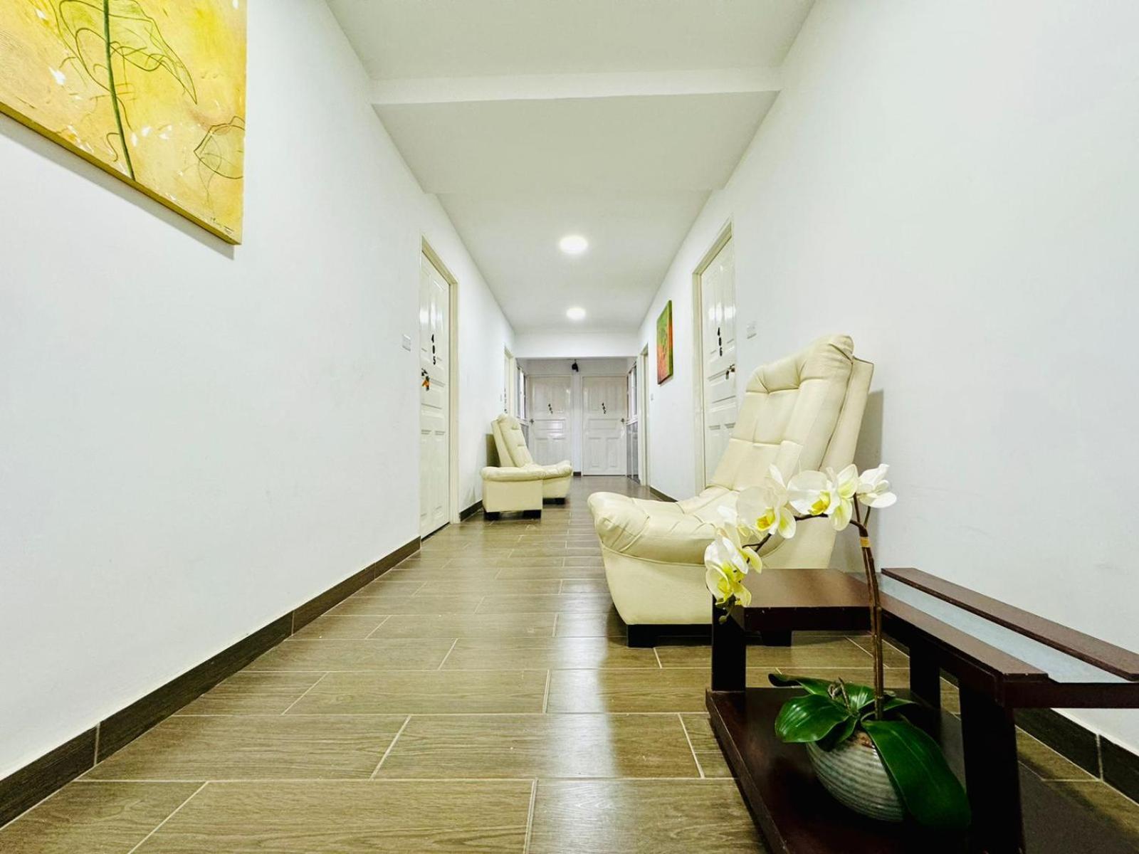 Estadia Marin Hotel Cali Bagian luar foto